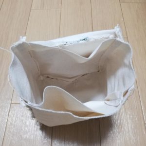 本体と内布を合わせて、ぐるっと一周縫う